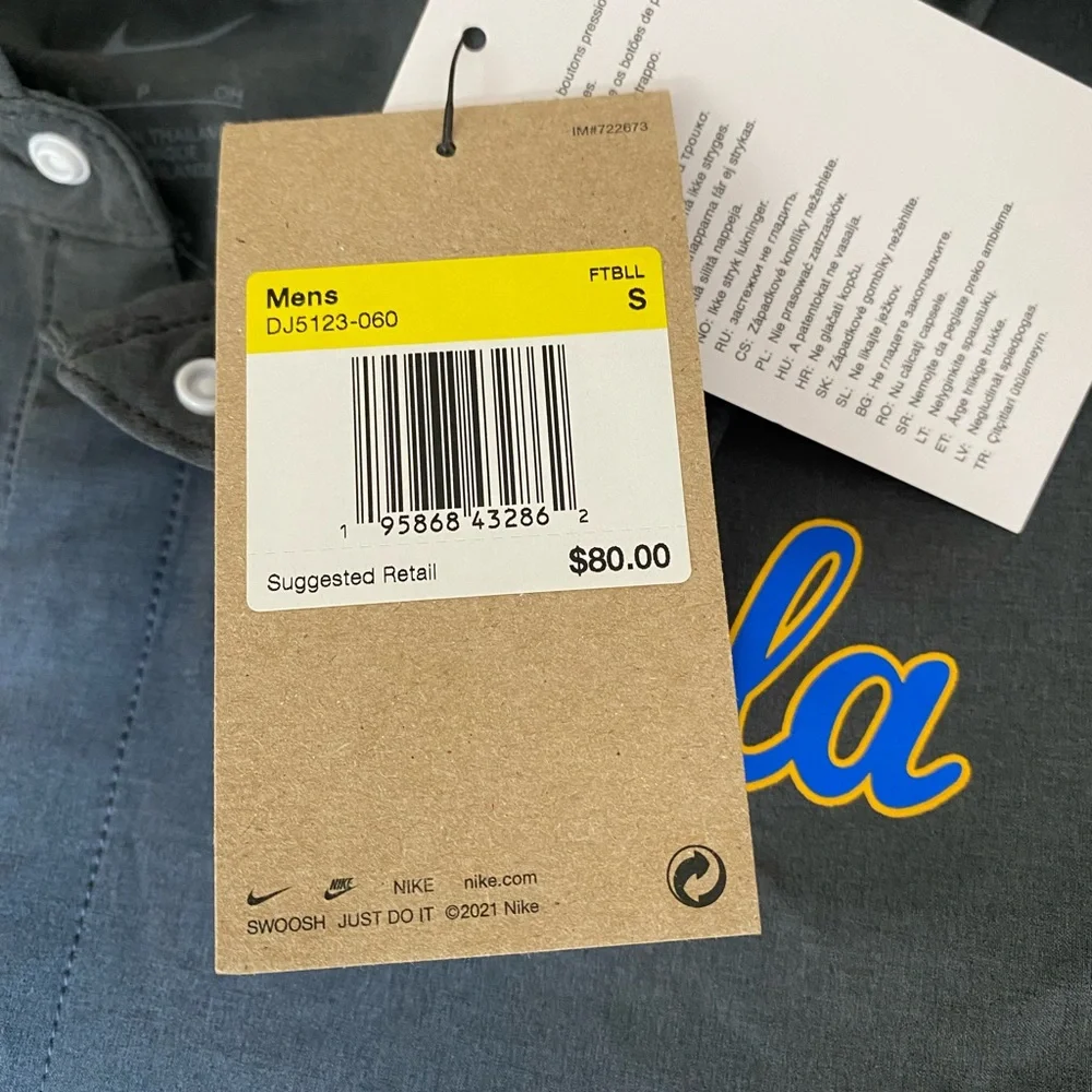 UCLA Nike Dri fit men’s size small - Picture 10 of 12